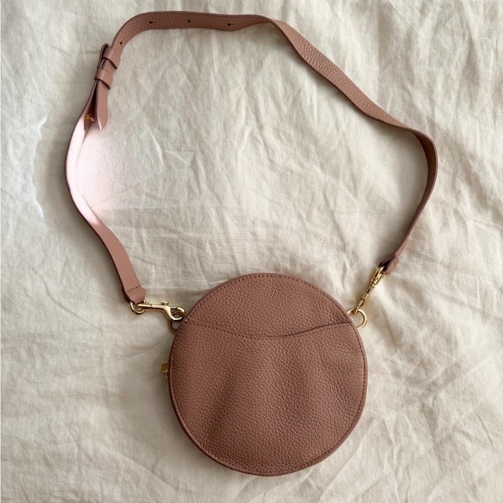 Cuyana Circle Belt Bag / Crossbody